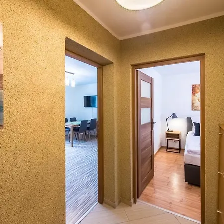 Apartment Rentplanet - Czecha *